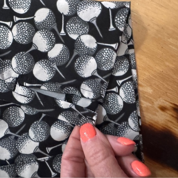 Izod Black and White Golf  Mini Skirt Casual - Picture 6 of 6